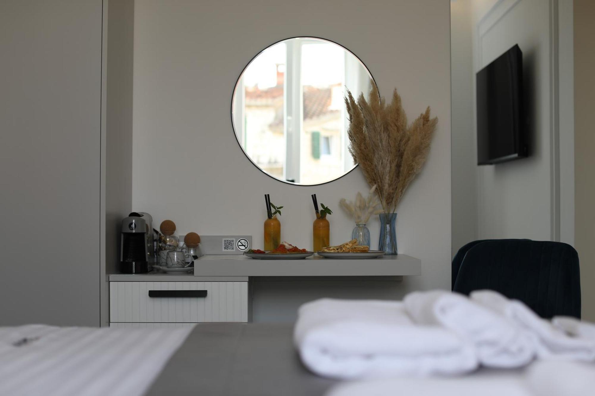 Ma Pe Luxury Rooms Σπλιτ Δωμάτιο φωτογραφία